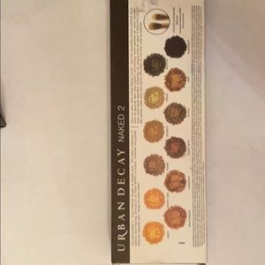 URBAN DECAY Naked 2